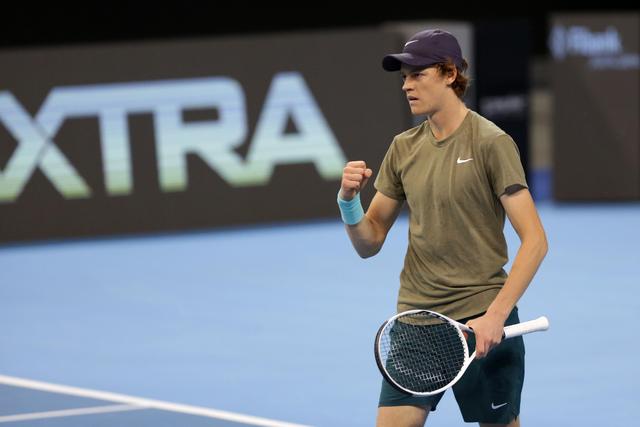 瞩目的中场 瞩目的中场