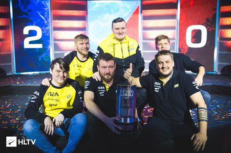 索与社媒的 索与社媒的