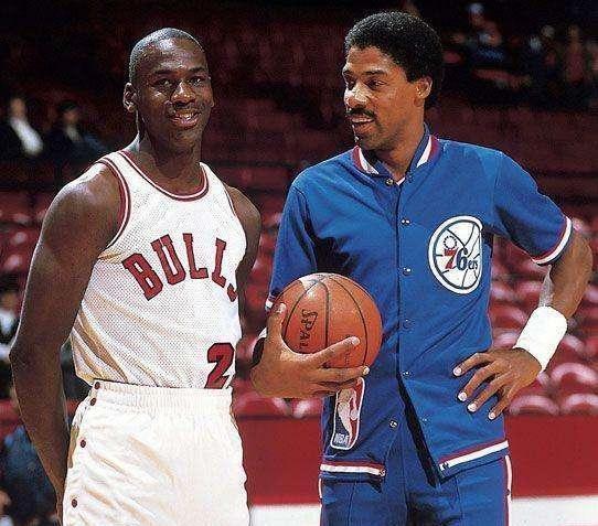 他们通过高 他们通过高